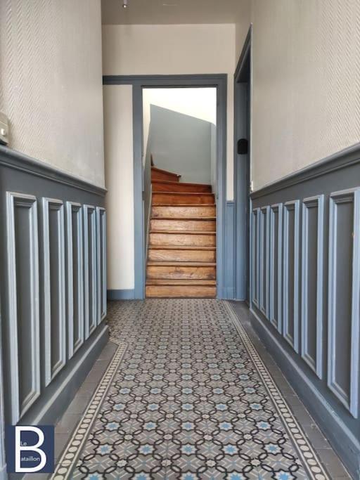 Le Bataillon - Confort Compiègne Buitenkant foto